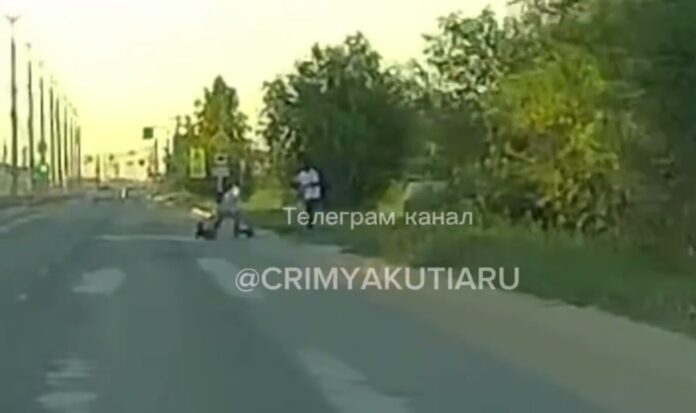 мать уронила ребенка