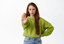 Как побороть в себе желание всем угодить с помощью техники DIME